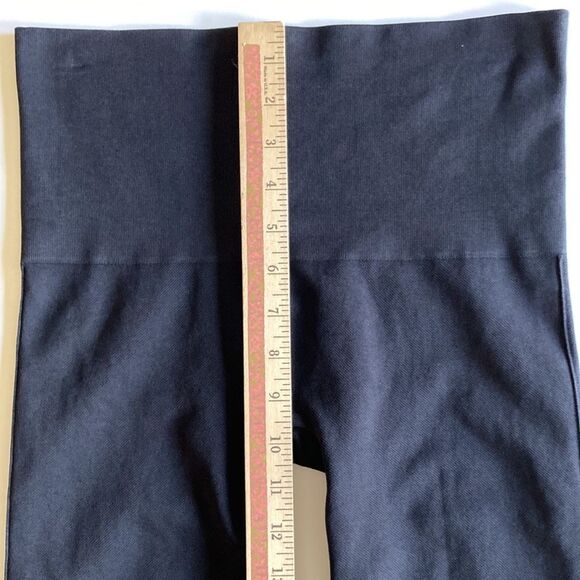 Spanx Look At Me Now Seamless Legging Black Large - Picture 10 of 12